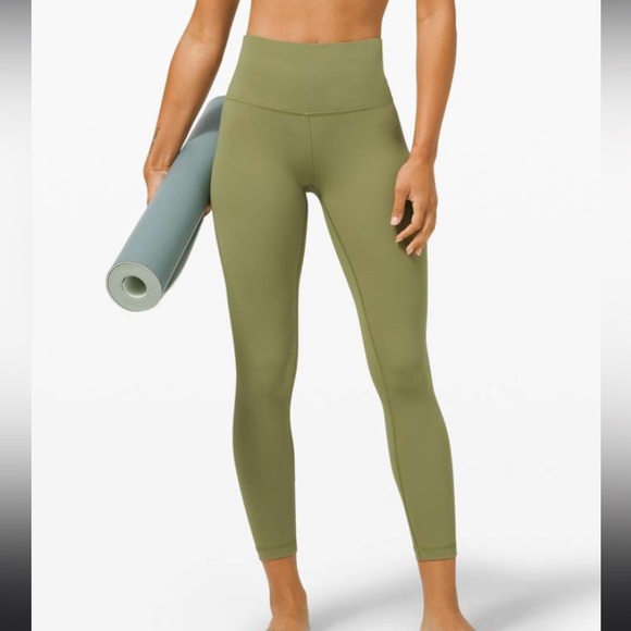 lululemon athletica Pants - Wunder Under 25”💚